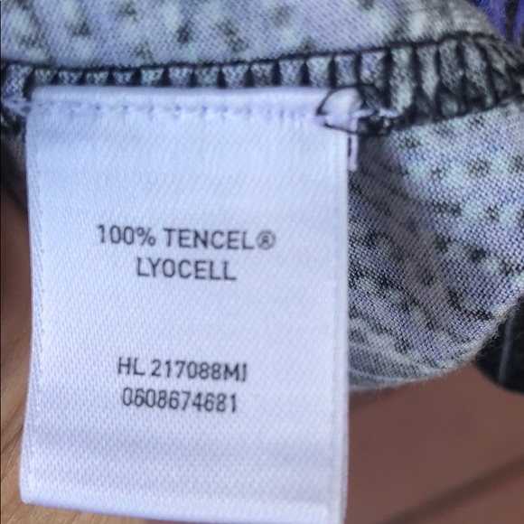 Flounce Tunic - Picture 4 of 4